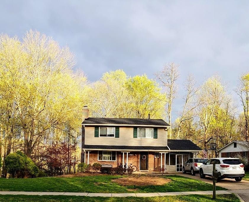 1st image of 5360 Gainsborough Dr