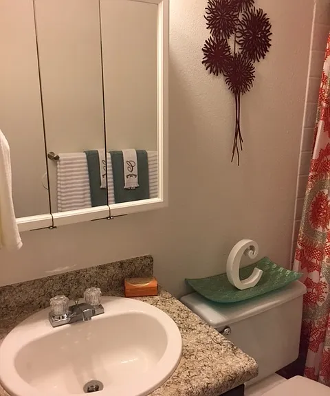 Crystal Springs Apartments — Photo 73