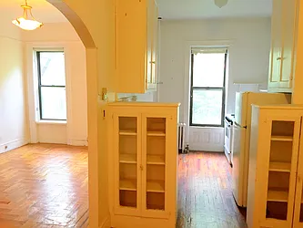Rented by Rapid Realty Cobble Hill