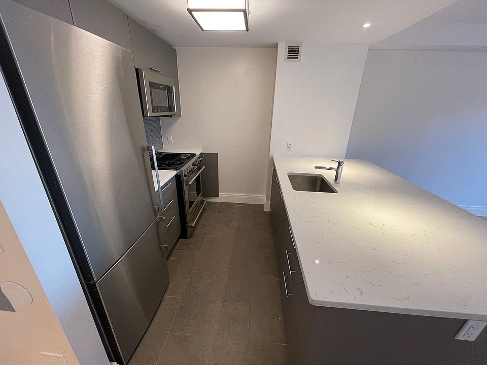 1st image of 885 Grand St APT 6E