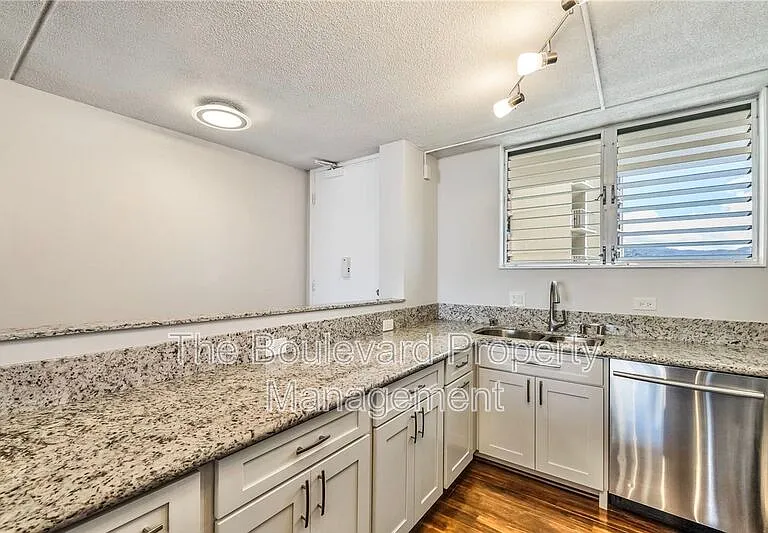 1717 Ala Wai Blvd #2508 — Photo 4