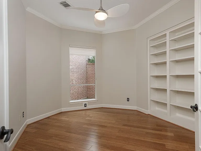 38 Eagle Mead Pl — Photo 16