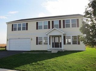 2236 Ridge Dr, Hebron, IL 60034