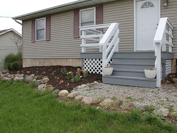 2nd image of 551 Vincent Dr
