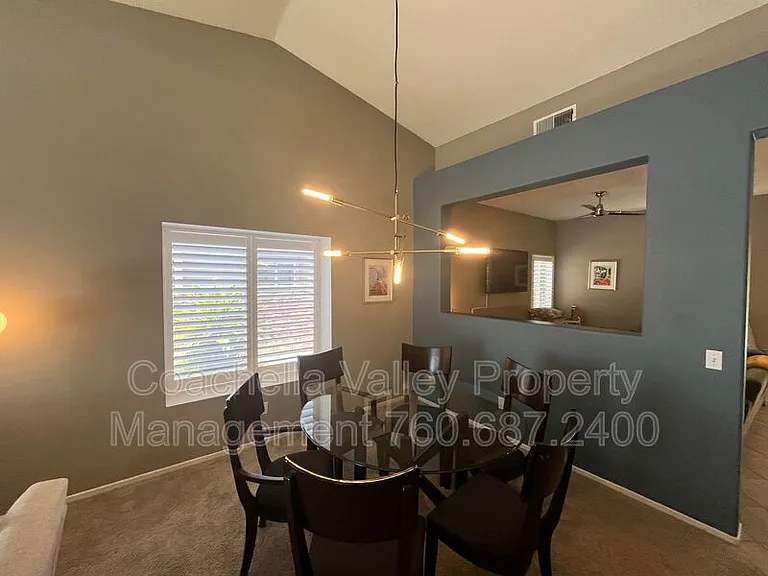 2162 Shannon Way — Photo 36