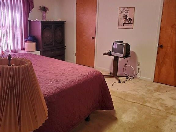 5th image of 3410 Papin Cir