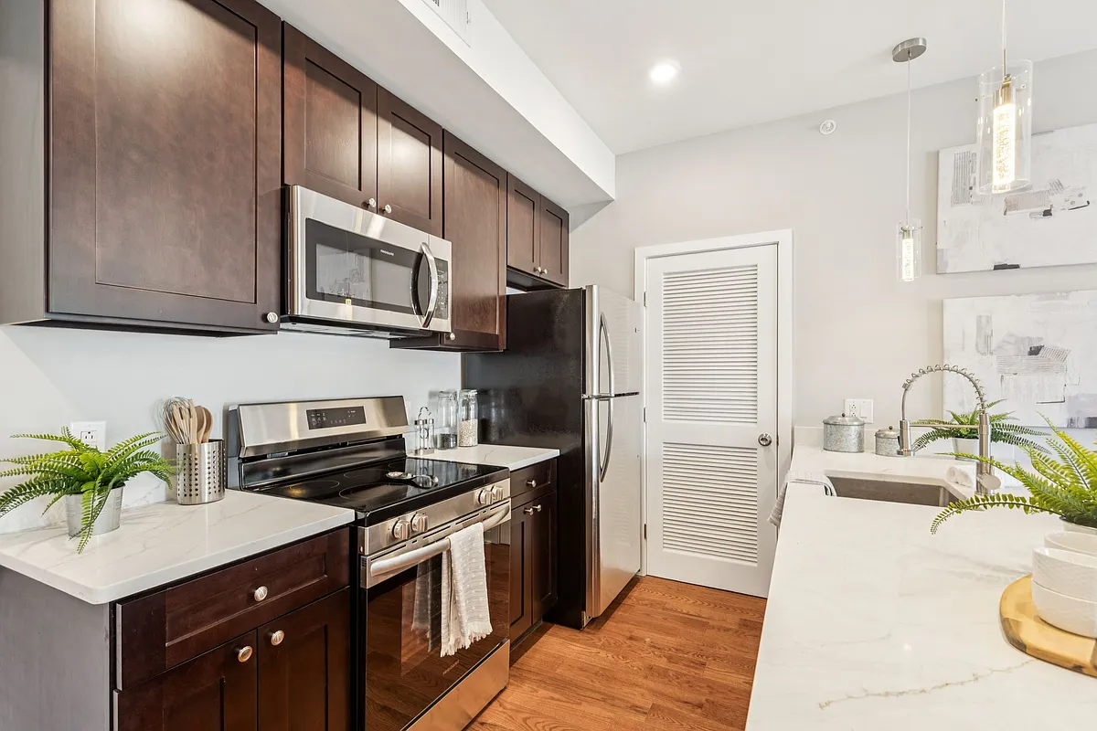 Building Photo - 203 Haverford Ave #308
