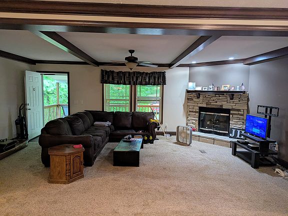 5th image of 10970 McWhorter Rd