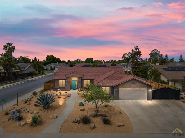 10014 Laurel Park Ave, Bakersfield, CA 93312