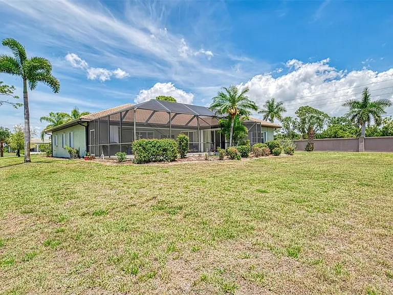 900 Park Place Dr — Photo 60