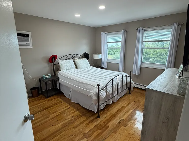 2503 Cedar St — Photo 12