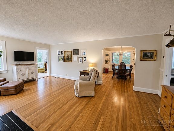 4th image of 780 Wade Bare Rd