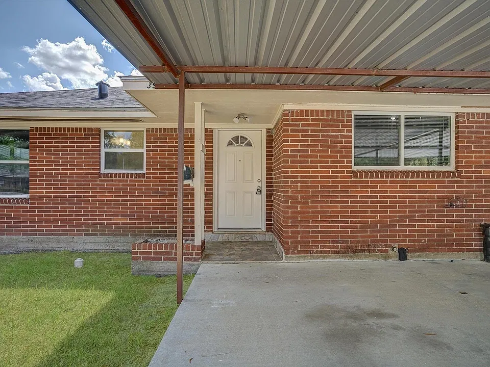 3946 Faulkner St
