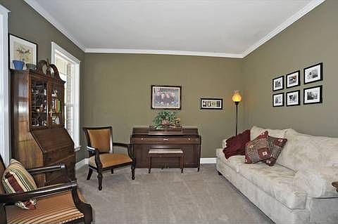 10066_brisbane_lane_MLS_HID605697_ROOMlivingroom