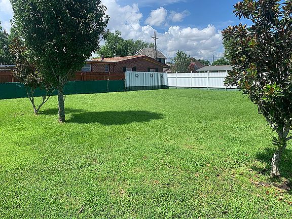 4th image of 4967 Feliciana Dr