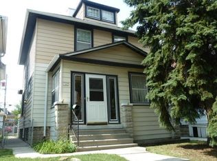 1447 S 73rd St, West Allis, WI 53214