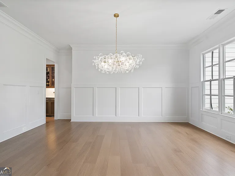 2045 Kent Ct — Photo 42