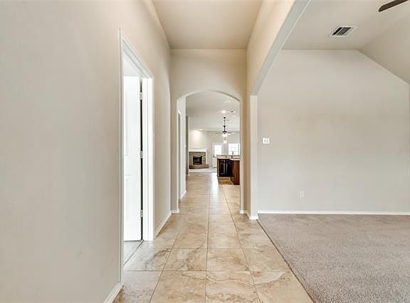 3rd image of 2191 Liriope Ln