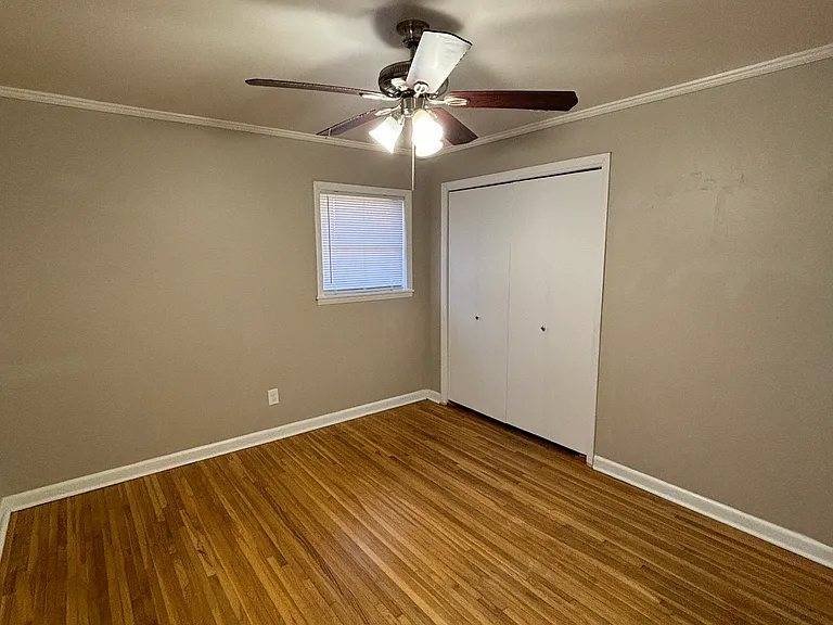 1405 Stone St — Photo 17