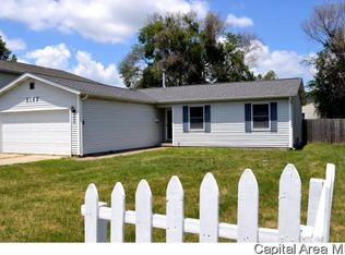 2165 E Watch Ave, Springfield, IL 62702