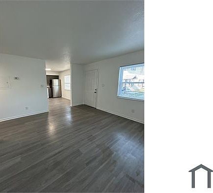3rd image of 3822 E River Hills Dr APT A