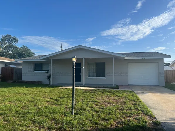 11267 67th Ave, Seminole, FL 33772