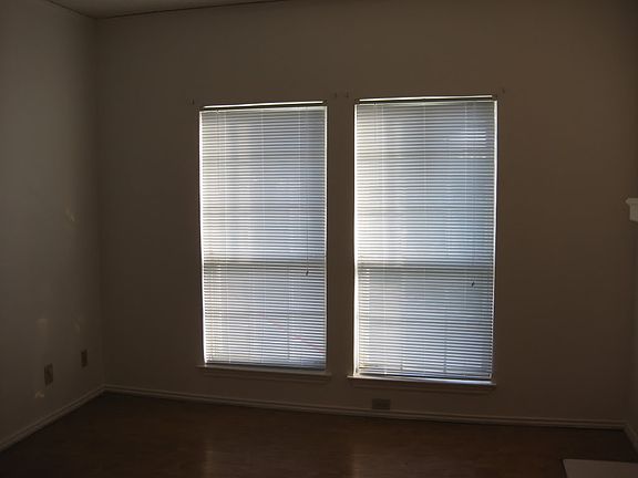 4th image of 1700 Amelia Ct APT 726