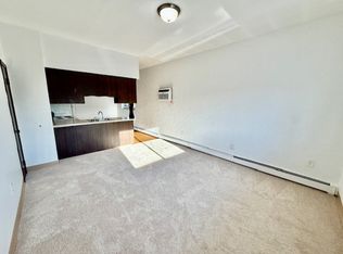 65 Woodlawn Ave APT 4, Chelsea, MA 02150
