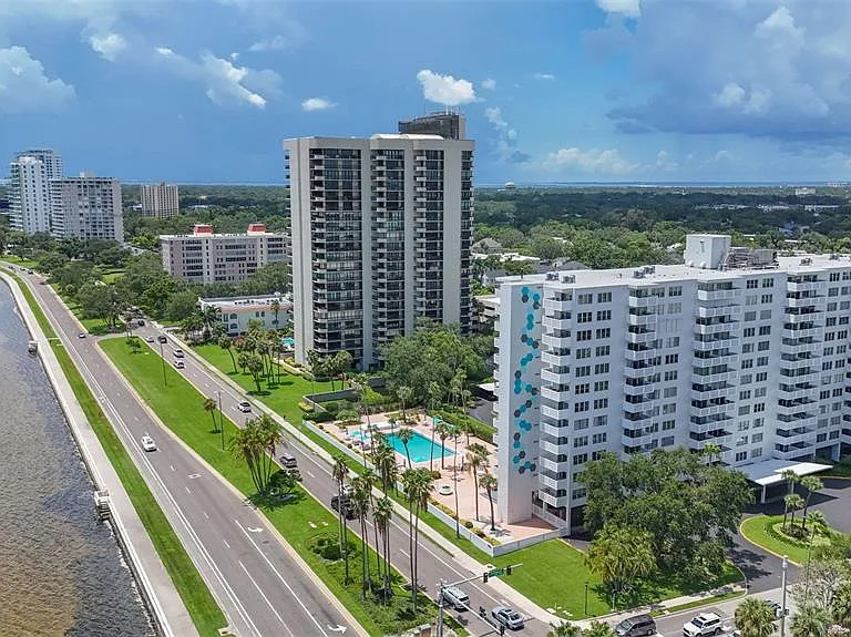 2401 Bayshore Blvd #410 & 510 — Photo 21