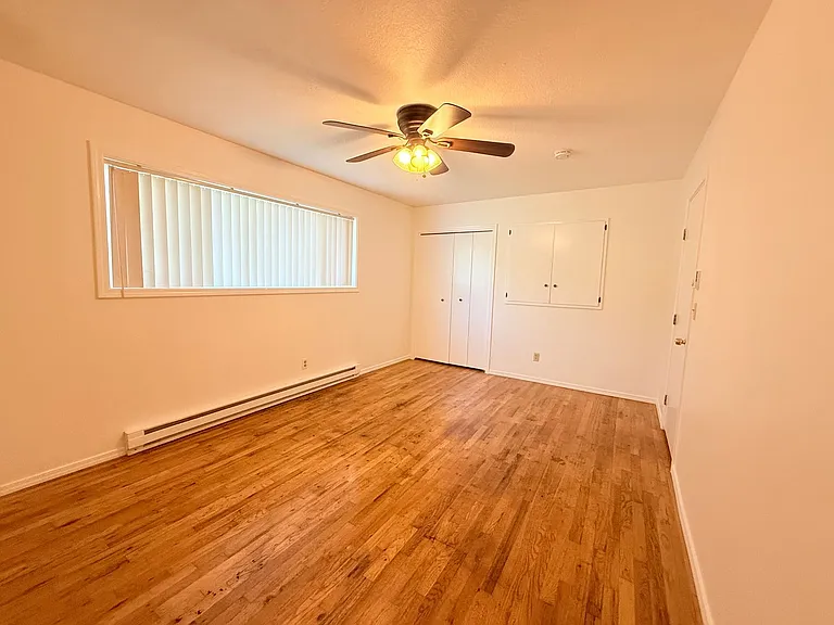 537 NE 113th Ave — Photo 12