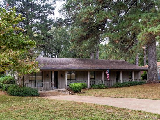 1512 Gordon Dr, Ruston, LA 71270