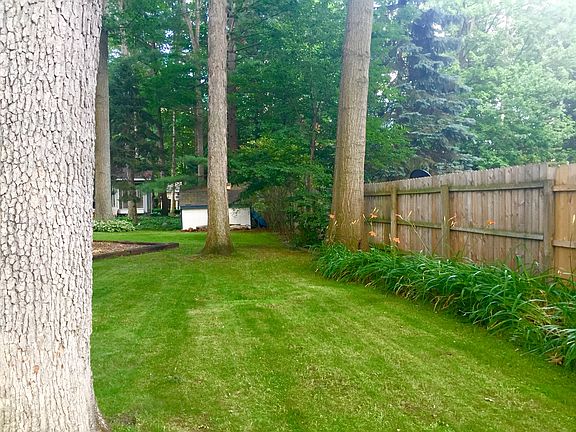 5th image of 6997 Williamstown Dr
