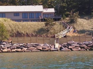 18 Renshaw Bay Rd, Sandy Creek, NY 13145