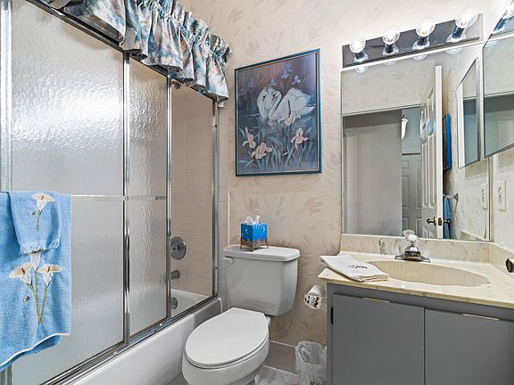 5th image of 5294 Tiffany Anne Cir