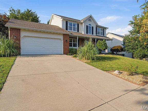 4th image of 930 Benjamin Dr