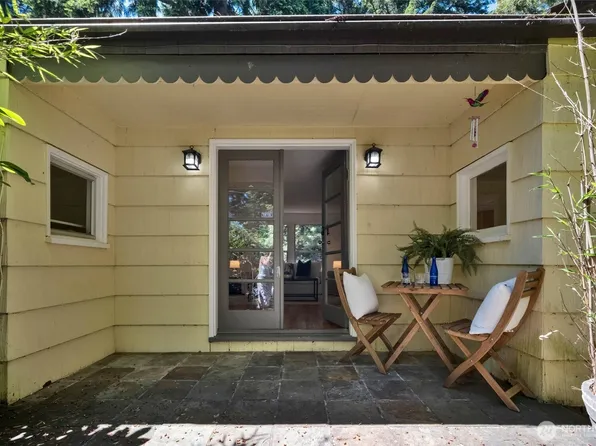 13753 Stone Avenue N, Seattle, WA 98133