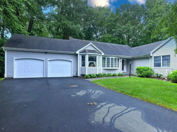 434 Navajo Loop #434, Shelton, CT 06484