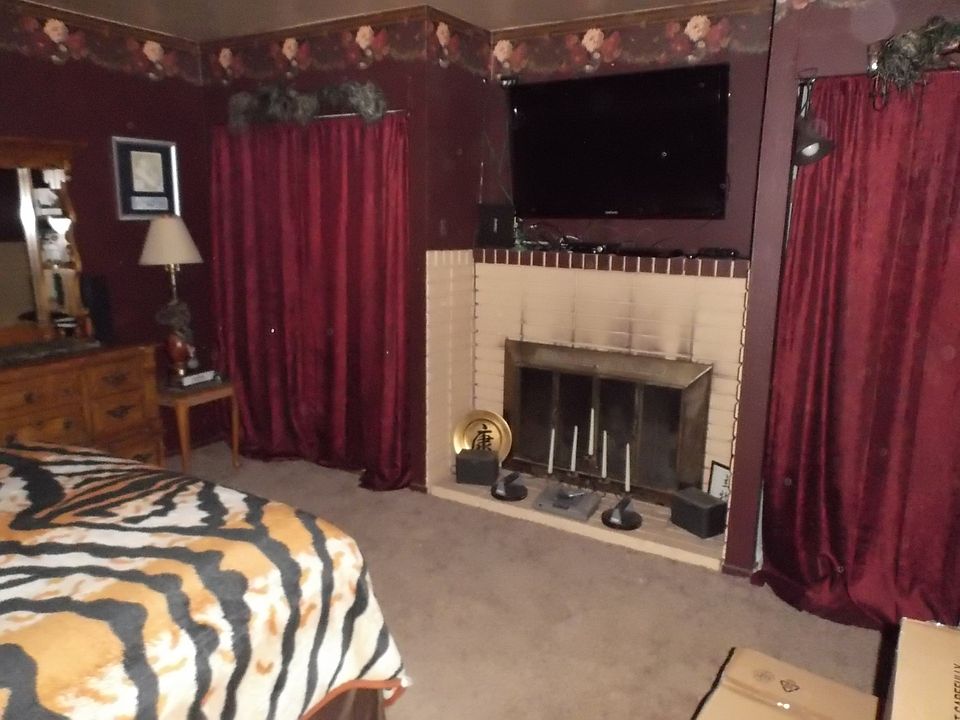 2nd image of 2348 Benita Dr
