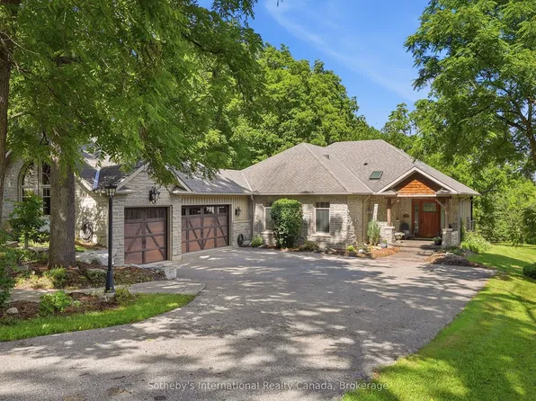 265 W River Rd, Cambridge, ON N1R 5S5