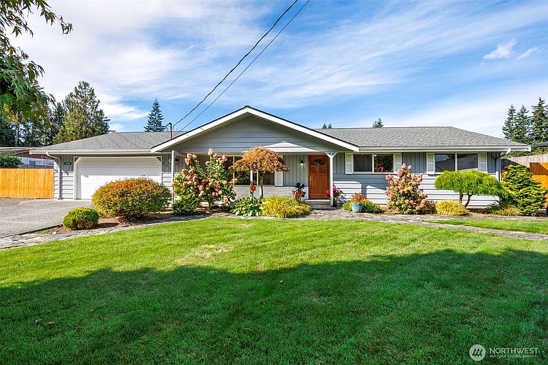 3rd image of 3706 99th Drive SE