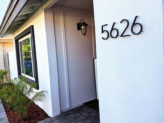2nd image of 5626 S Marine Dr