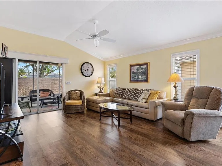 3025 Bartow Ln — Photo 11