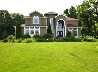 1784 Oaken Vale Rd, Marshall, WI 53559