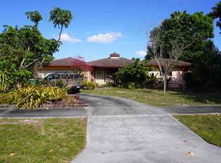 2726 Lake Osborne Dr, Lake Worth, FL 33461