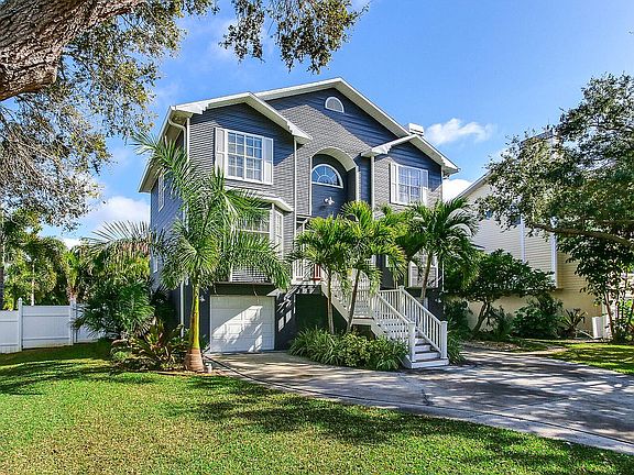 2nd image of 6115 Kipps Colony Dr W