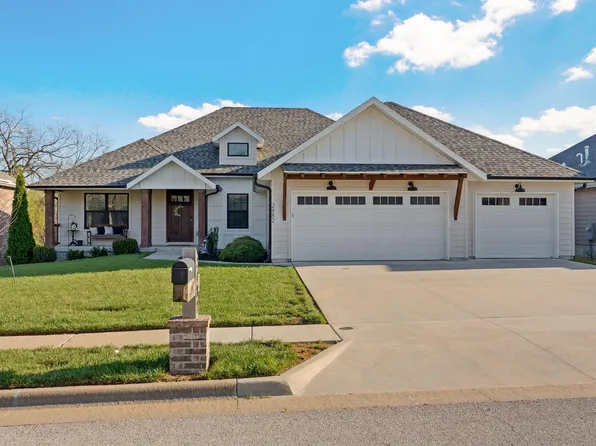 2482 W Camino Alto Street, Springfield, MO 65810