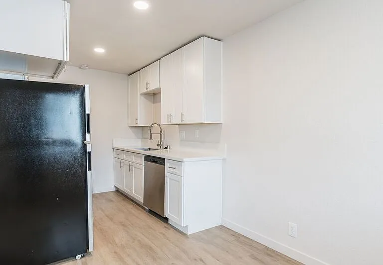 317 Tremont St #5 — Photo 13