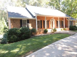 3001 Brookmont Pl, Charlotte, NC 28210