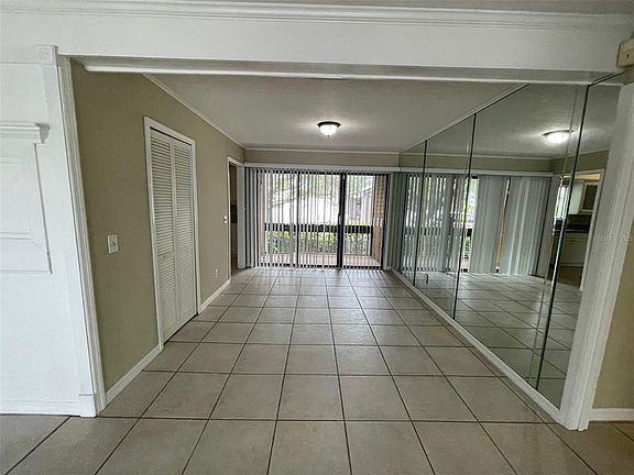 5th image of 186 Maitland Ave APT D