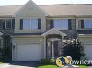 914 Walnut St, New Holland, PA 17557